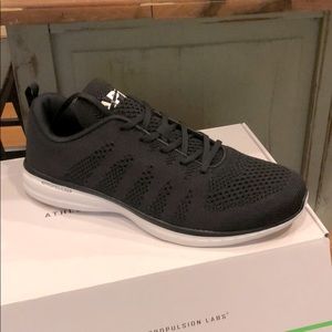 Athletic Propulsion Labs - APL - Men’s 13